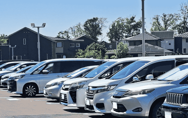 車両販売店向けホームページ制作サンプル